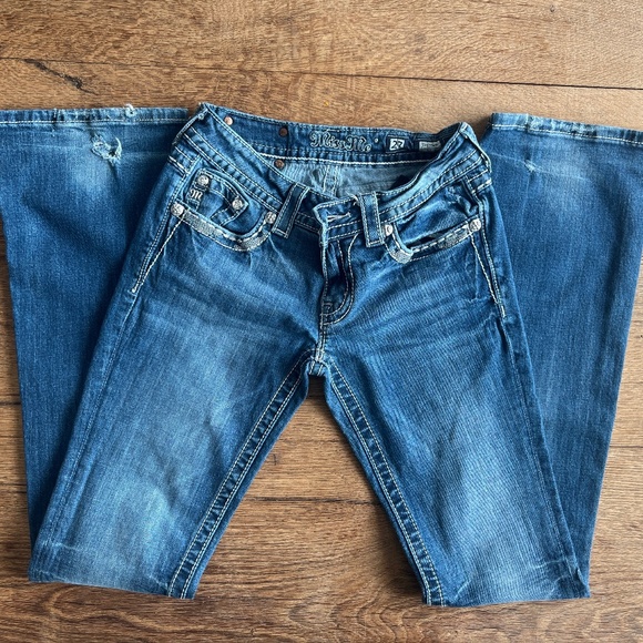 Miss Me Boot Jeans Size 27 - Picture 1 of 12